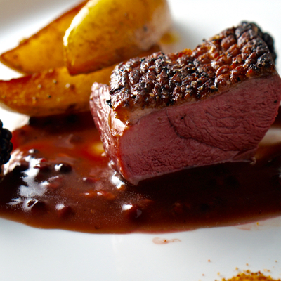 Magret De Canard Poêlé Sauce Aux Mûres